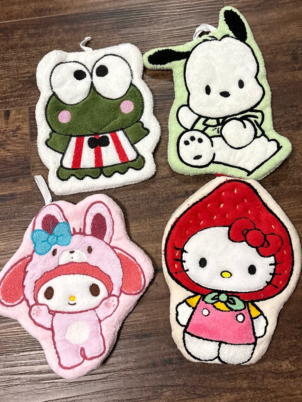 Sanrio family face towel/hand towel set of 4 new no tags